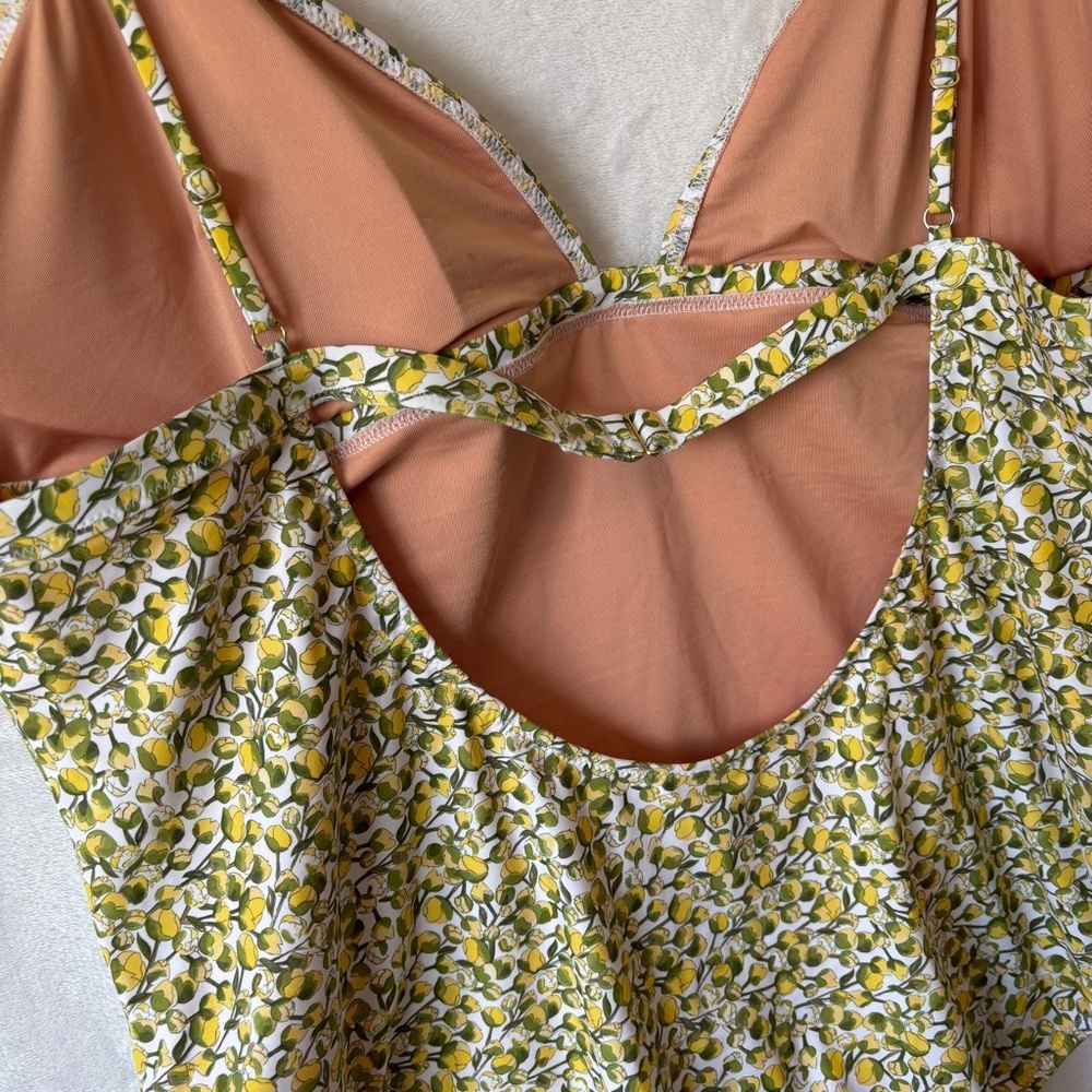 J crew womens Plunge‎ one-piece swimsuit in Liberty Eliza's Yellow size 24 NWT - Picture 6 of 12